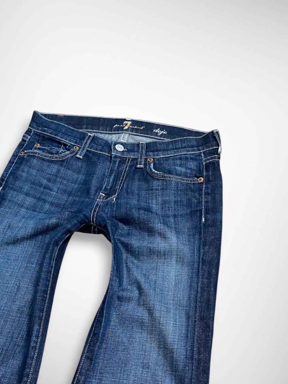 7 For All Mankind “Dojo” Low Rise Flare Jeans - Picture 4 of 9